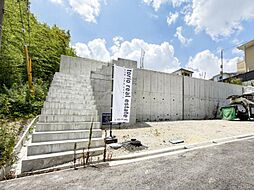 川西市松が丘町