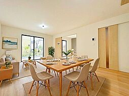 市川市香取　新築戸建 全3棟 2号棟