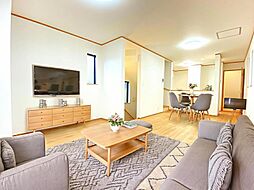 ハートフルタウン小机町　新築一戸建て　A号棟