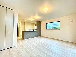 リーブルガーデンエス白山4丁目　新築一戸建て　2号棟