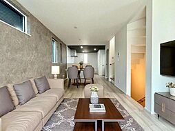 テイラーハウス白幡東町　新築一戸建て　A号棟