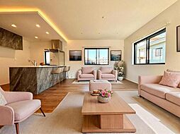 港北区鳥山町　新築一戸建て