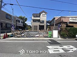 シンプルで洗練されたデザイン　住まう人の色に染まるお家