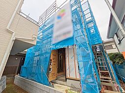 2階建てゆとりの間取り　カースペース2台