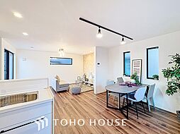 利便性に優れ穏やかな街並みに佇む新築戸建て