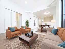 利便性に優れ穏やかな街並みに佇む新築戸建て