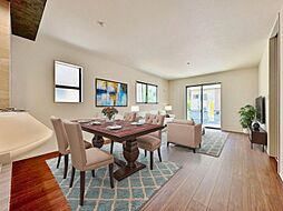 カースペース2台分　快適叶う設備と広さ