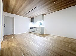 穏やかな街並みに佇む充実設備の快適戸建