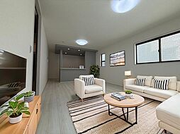 カースペース2台分　快適叶う設備と広さ