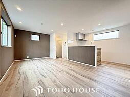 利便性に優れ穏やかな街並みに佇む新築戸建て