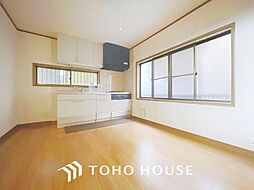 利便性に優れ穏やかな街並みに佇む戸建て