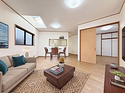 開放感のある立地に佇む　美しく生まれ変わったお家