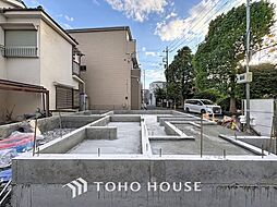 ルーフバルコニー付きでお家時間を快適に　充実設備の新築戸建て