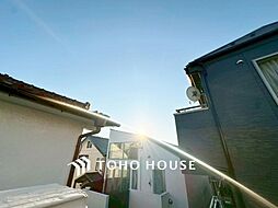 シンプルモダンなデザインの新築戸建