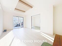 開放感ある工夫を多彩に施されている新築住戸