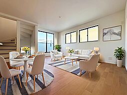 ガレージ付き　ゆとりリビングのくつろぎハウス