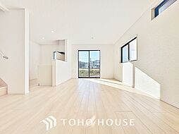 対面キッチン　リビング階段　コミュニケーション増える家