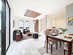 家族が喜ぶ充実の収納　陽当り豊かな理想の住戸