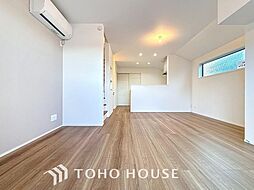 利便性に優れ穏やかな街並みに佇む新築戸建て