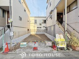 ガレージ付き　ゆとりリビングのくつろぎハウス