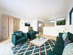 シンプルで洗練されたデザイン　住まう人の色に染まるお家