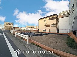 リビング勾配天井 開放感ある室内空間