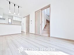 WIC・ロフト付き　1階水まわり集約プランの邸宅