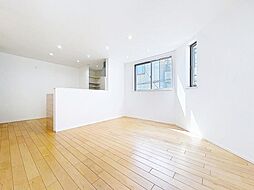 2階リビング　角地の邸宅