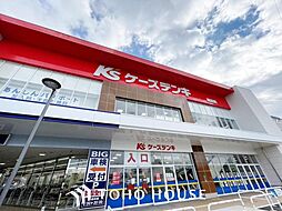 WIC・パントリー付き・1階水まわり集約プランの邸宅