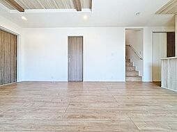 カースペース2台分　快適叶う設備と広さ