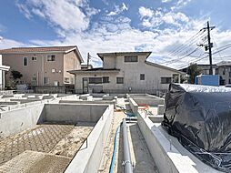 穏やかな街並みに佇む　快適叶うゆとりの間取り