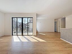 床暖房　食洗器など設備充実　快適叶う新築戸建て