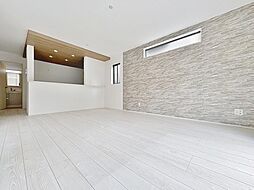 敷地52坪　カースペース3台可能　穏やかな街に建つ住戸