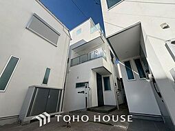 シンプルで洗練されたデザイン　住まう人の色に染まるお家