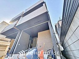 スタイリッシュな3階建て