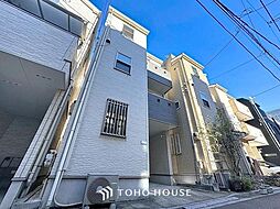 シンプルで洗練されたデザイン　住まう人の色に染まるお家