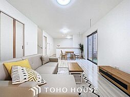 築浅美築の南向き　お片付けスペース充実