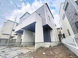 シンプルで洗練されたデザイン　住まう人の色に染まるお家