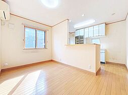 利便性に優れ穏やかな街並みに佇む住まい