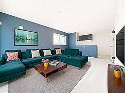 WIC・パントリーを設置した1階水まわり集約プランの住まい