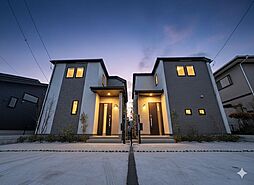 6ｍ公道　2台駐車可能　開放感ある陽だまりハウス