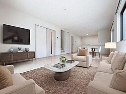 利便性に優れ穏やかな街並みに佇む中古戸建て