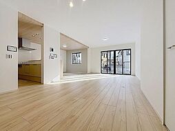 並列3台駐車　ゆとりある敷地　充実の部屋数