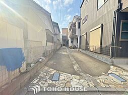 上部吹抜けの開放的な空間