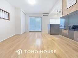 角地に佇む快適設備搭載の陽だまりハウス