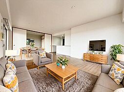 ユトリシア四番街