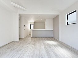 利便性に優れ穏やかな街並みに佇む新築戸建て