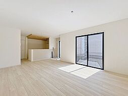 緑豊かな松戸に佇む　快適叶うデザイナーズ住宅