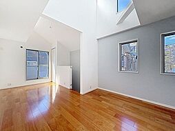 屋上付きでお家時間を快適に　充実設備の中古戸建て