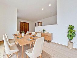 全居室南向きで　毎日を明るく照らします